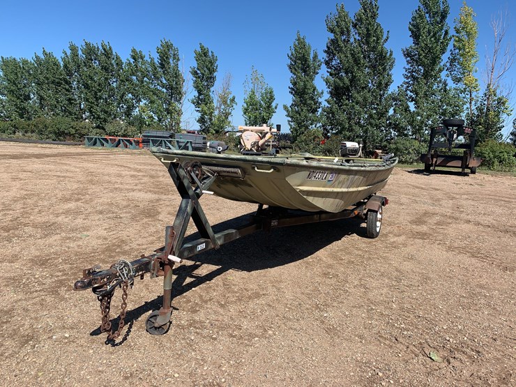 1970-rich-line-boat-image-1