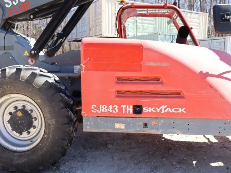 2016-skyjack-sj843th-image-24