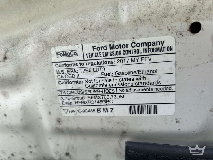 2017-ford-explorer-image-21