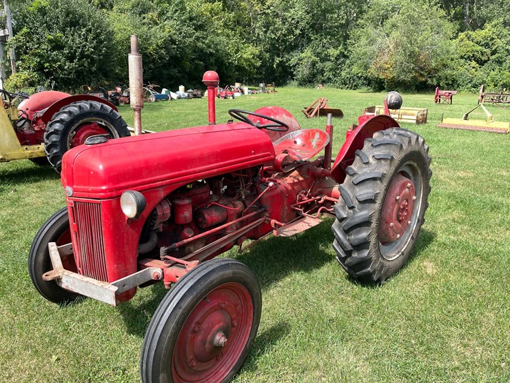 ford-tractor-image-8