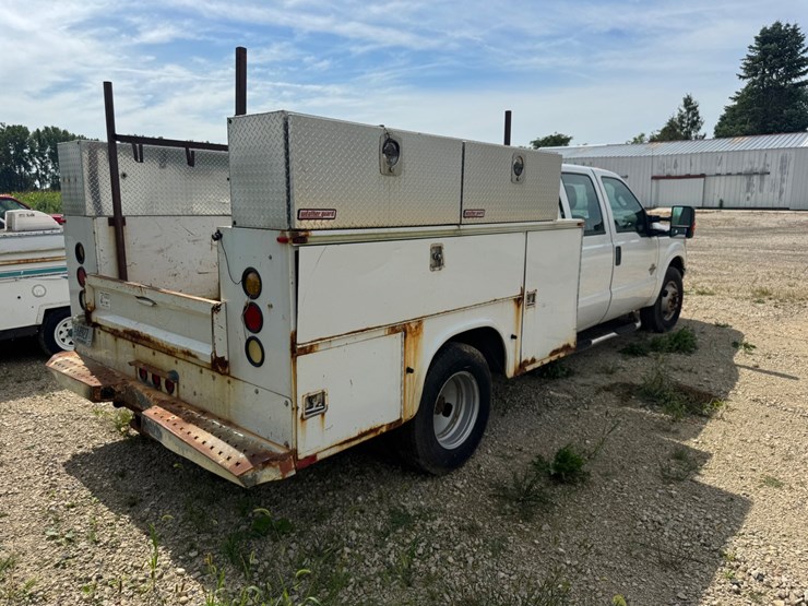 2012-ford-f350-image-5