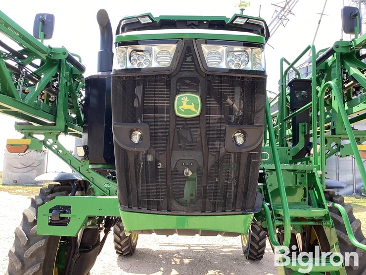 2024-john-deere-410r-image-9