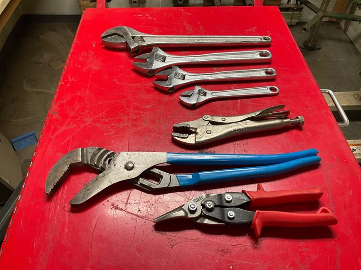 #113-•-7-piece-assorted-hand-tool-set-image-4
