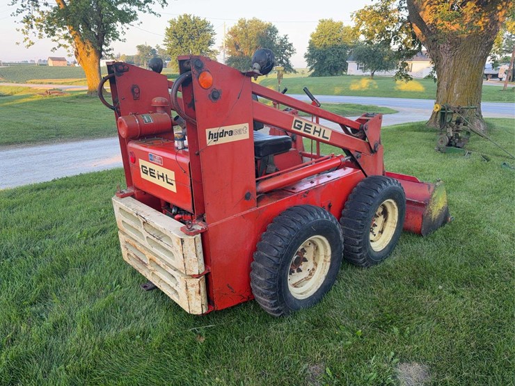 gehl-l3030-skid-steer-image-5