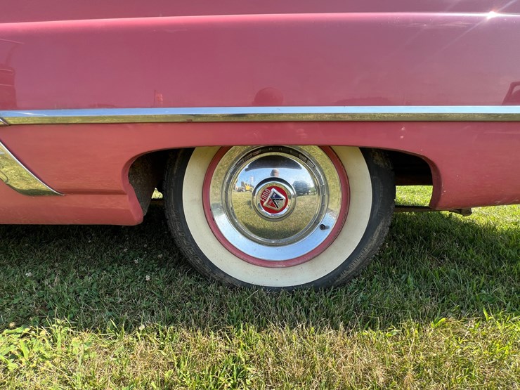 #101-•-1953-ford-victoria-crestline-(no-title)-image-20