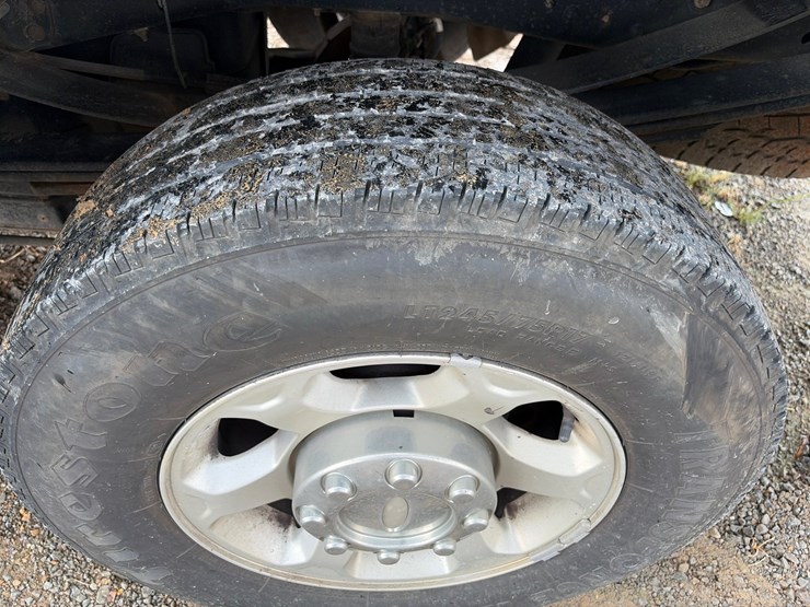 2013-ford-f350-image-27