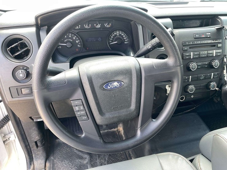 2011-ford-f150-xl-image-12
