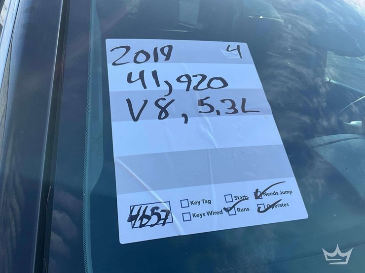 2019-chevrolet-tahoe-image-27