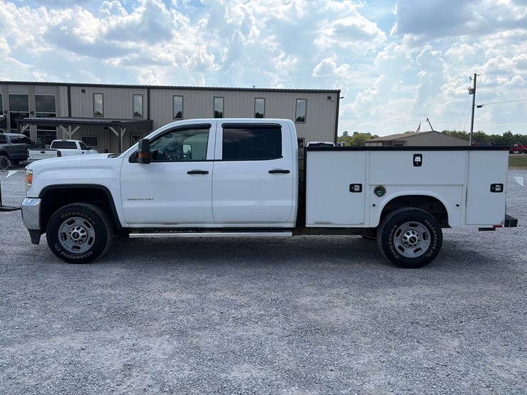 #251-•-2015-gmc-sierra-service-truck-image-3
