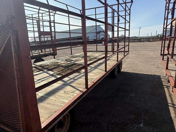 #109-•-20'-gruett's-tandem-bale-rack-image-4