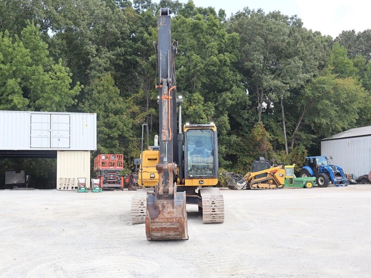 2014-deere-160g-lc-image-17