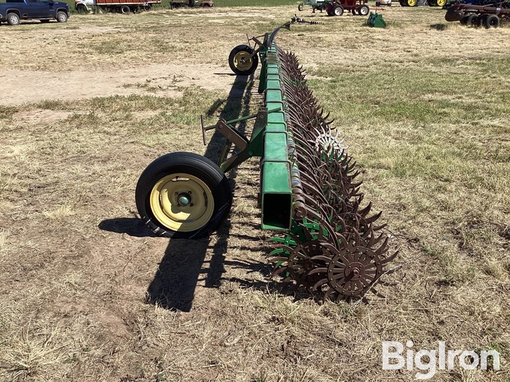 john-deere-400-image-8