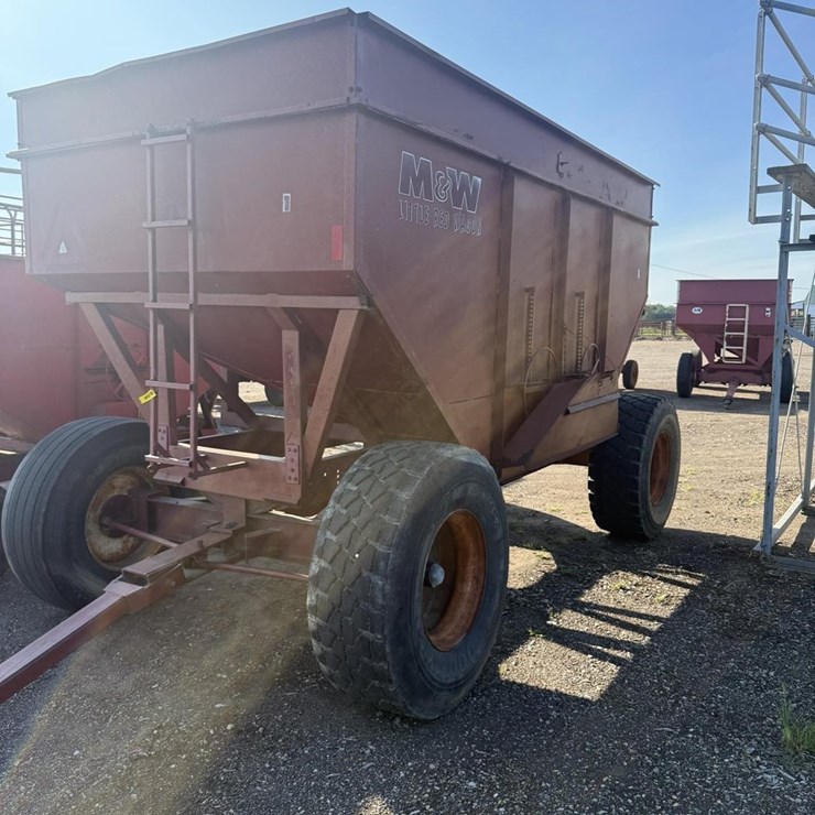 M&W LITTLE RED WAGON