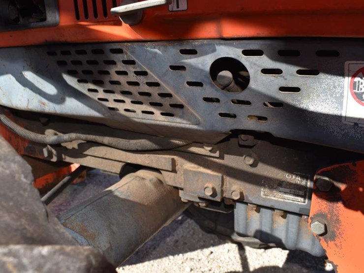 kubota-l3010-image-12