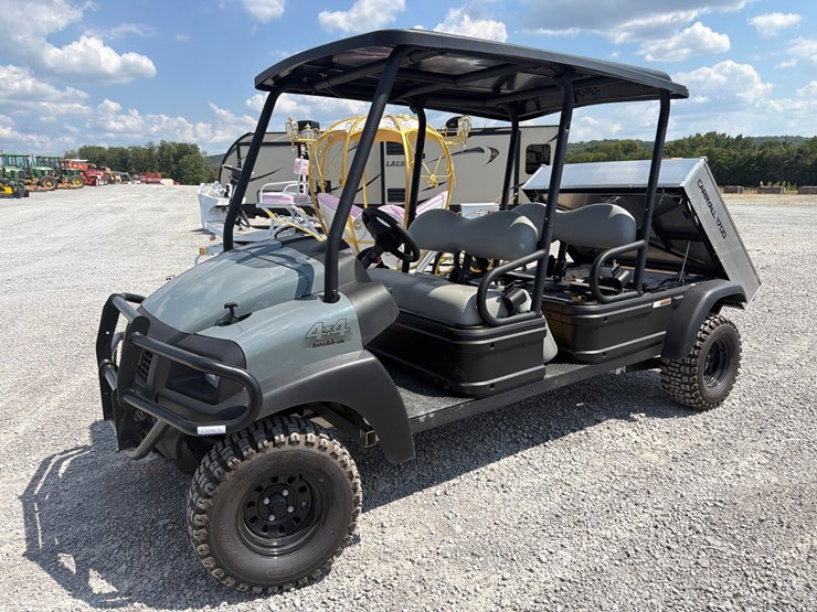 club-car-carryall-1700-image-1