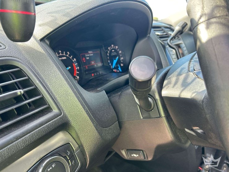 2017-ford-explorer-image-15