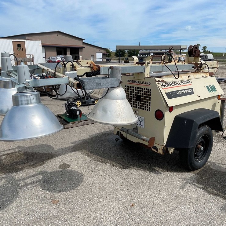 #10539 • Ingersoll-Rand Portable Light Trailer