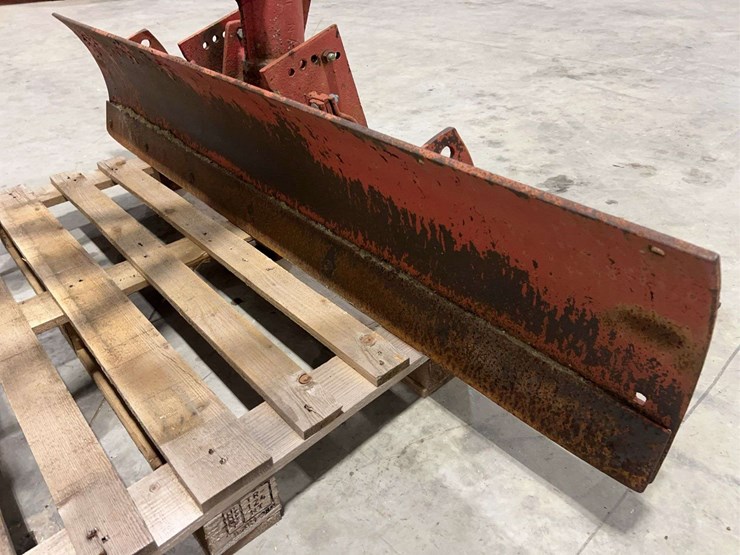 international-harvester-fast-hitch-6’-blade-image-10