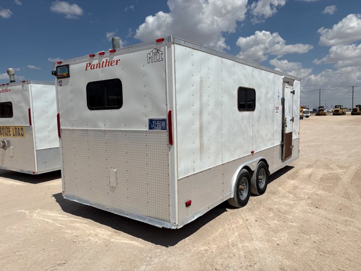 2012-middlebury-trailers-20’-x-100”-t/a-bumper-pull-doghouse-trailer-image-2
