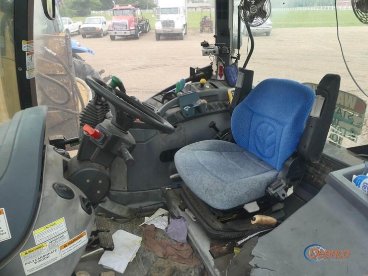 2006-new-holland-ts110a-image-11