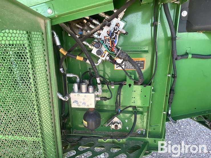 2023-john-deere-s770-image-15