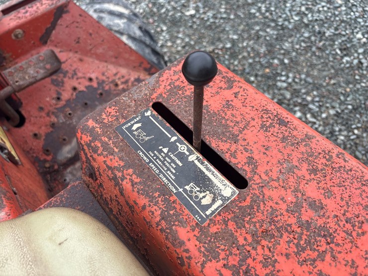 ditch-witch-2200-image-18