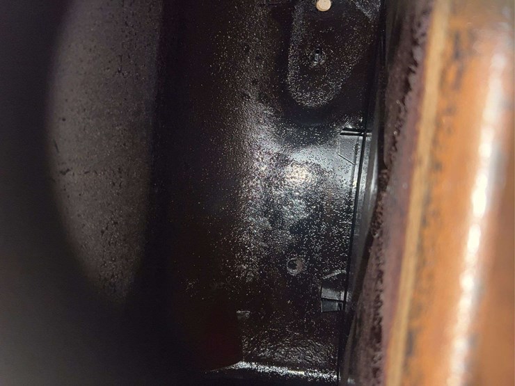 international-harvester-656-row-crop-utility-diesel-fuel-tank-image-10