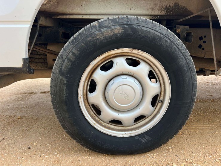 2010-ford-f150-image-18