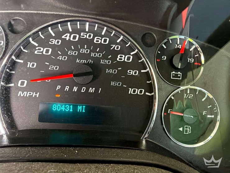 2017-chevrolet-express-2500-image-6
