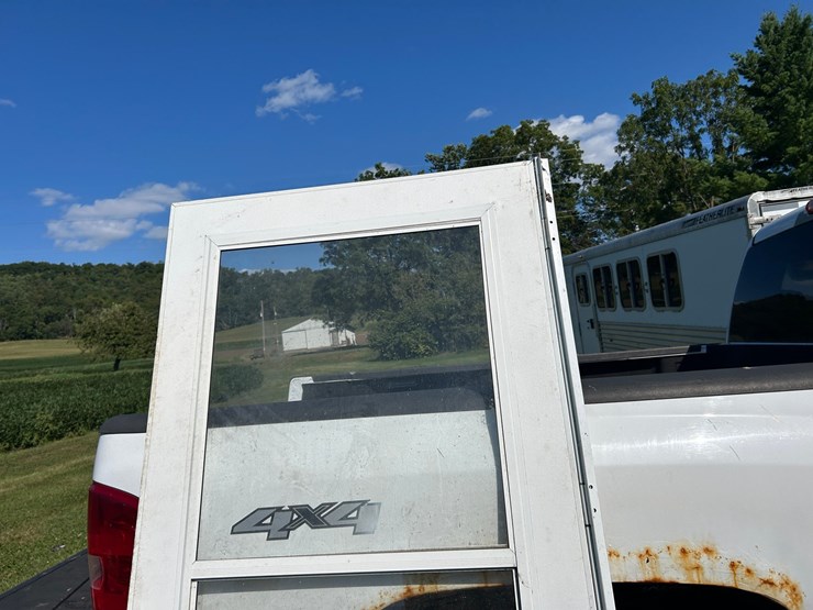 #6289-•-screen-door-and-rain-barrel-image-4