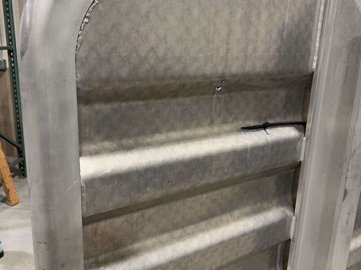 aluminum-semi-headache-rack-image-13