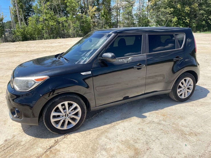2016-kia-soul-image-1