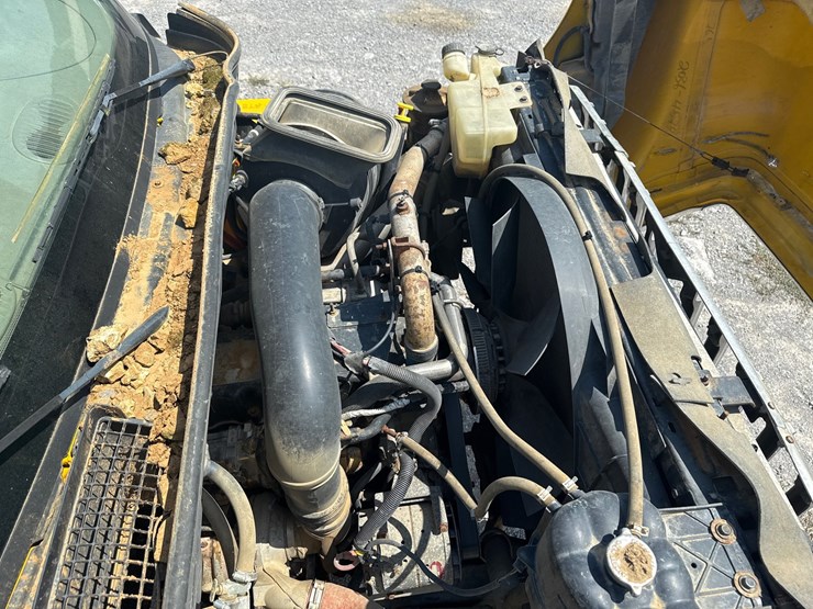 #263-•-2009-international-7500-workstar-tri-axle-dump-truck-image-11