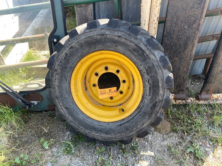 #6219-•-hercules-skid-loader-tire-image-5