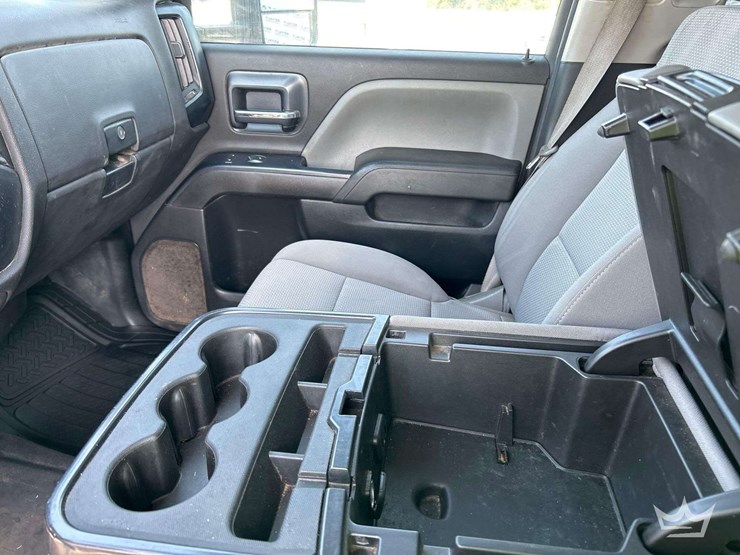 2016-chevrolet-silverado-3500-image-19