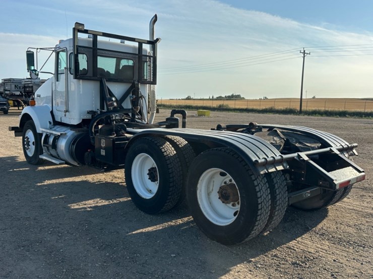 2012-kenworth-t800-image-7