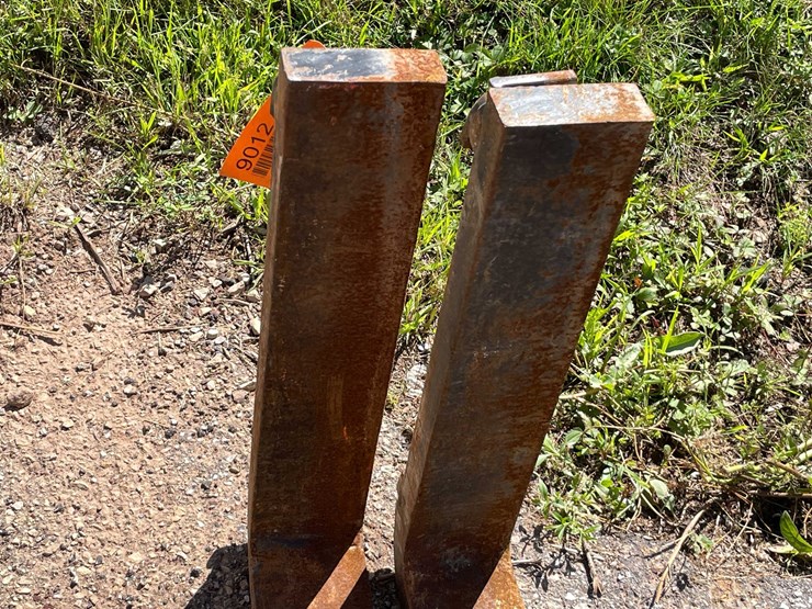 #9012-•-pair-of-forklift-forks-(shed)-image-2