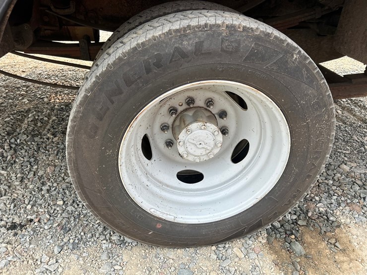 2019-ford-f550-image-77