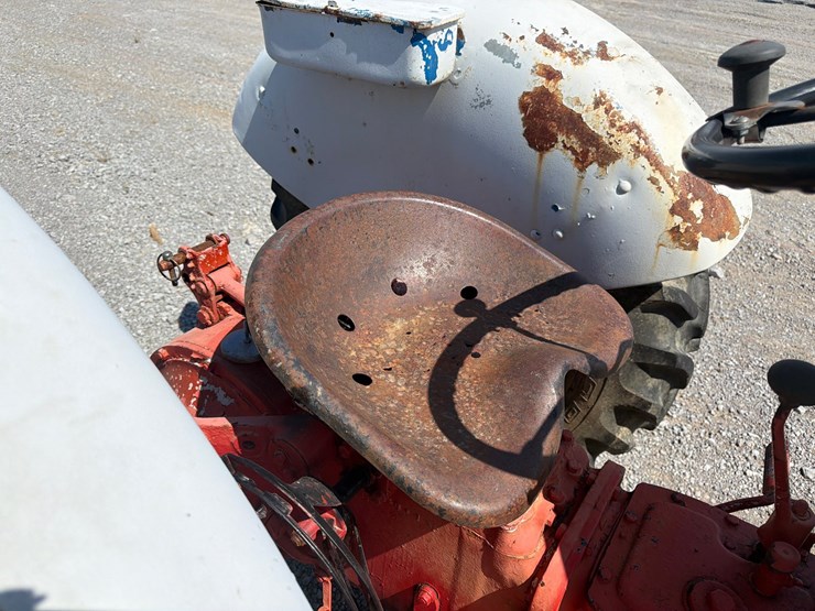 ford-800-image-13