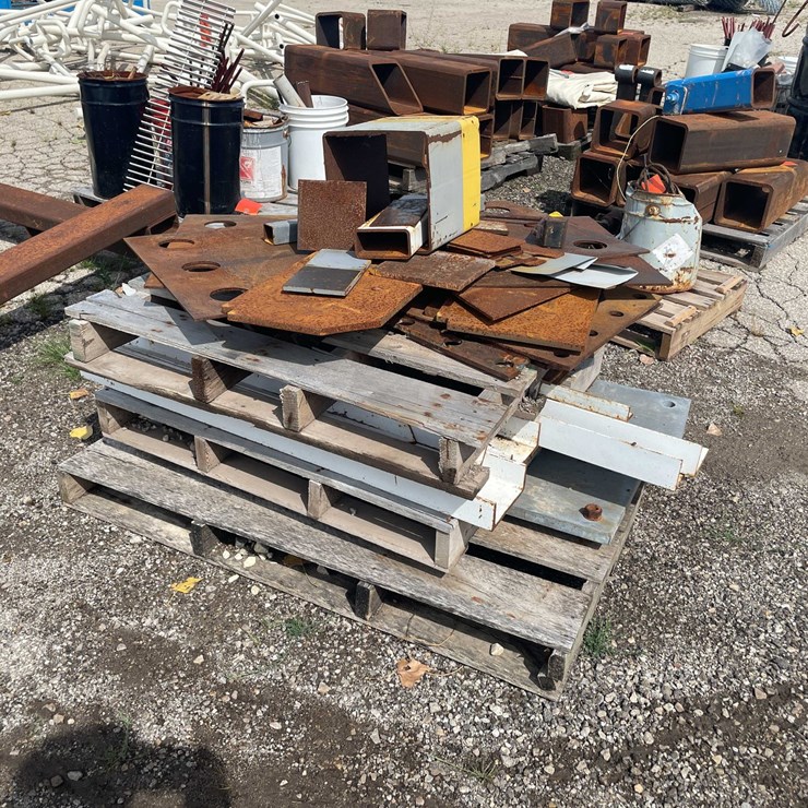 #10613 • Pallet of Scrap Metal