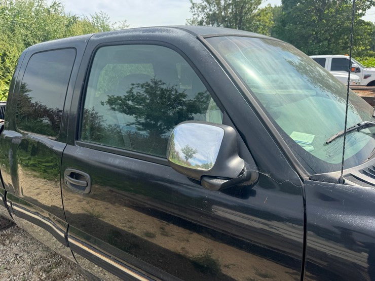 1999-chevrolet-1500-image-18
