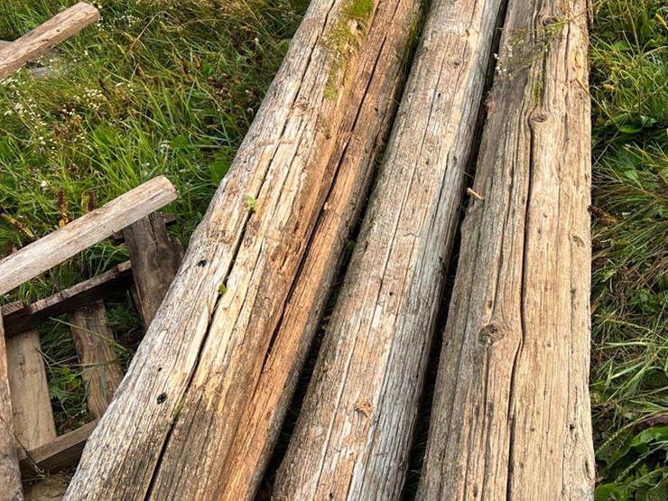 #5740-•-(4)-telephone-poles-image-5