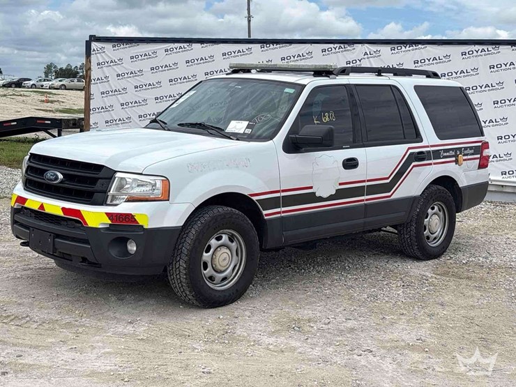 2017-ford-expedition-image-1
