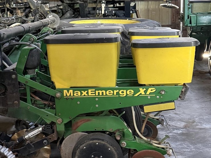 john-deere-1770-image-12