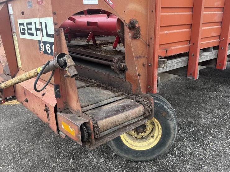 gehl-960-image-7