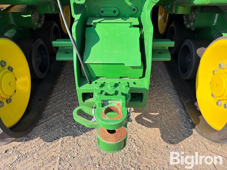 2025-john-deere-9rx-640-image-15