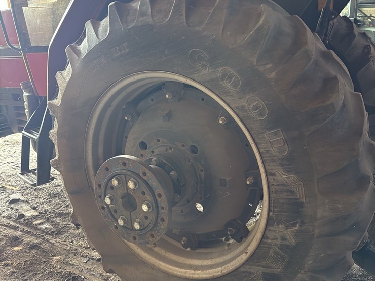 case-ih-5140-image-7