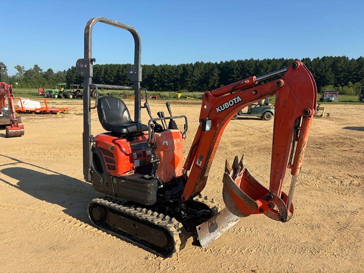 2019-kubota-k008-3-image-4