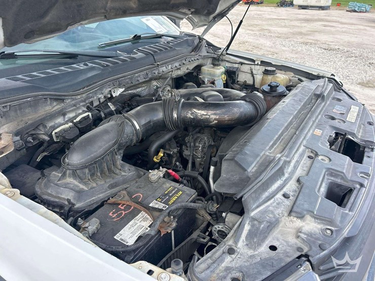 2017-ford-f550-image-9