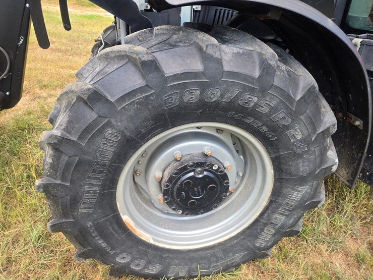 #26371-•-case-farmall-115u-tractor-image-83